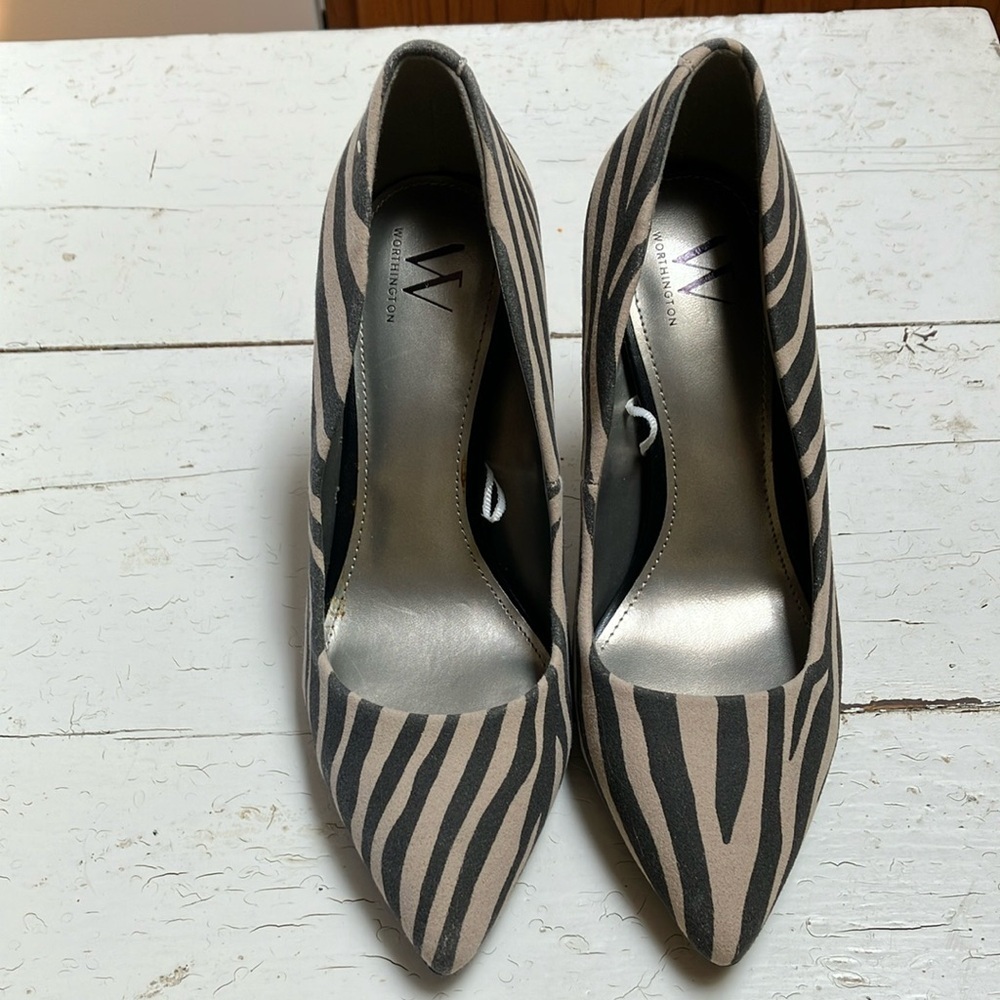 Worthington Women’s Zito Zebra Printed Sz 8 1/2 Pointed Toe 4” Stiletto Heels
